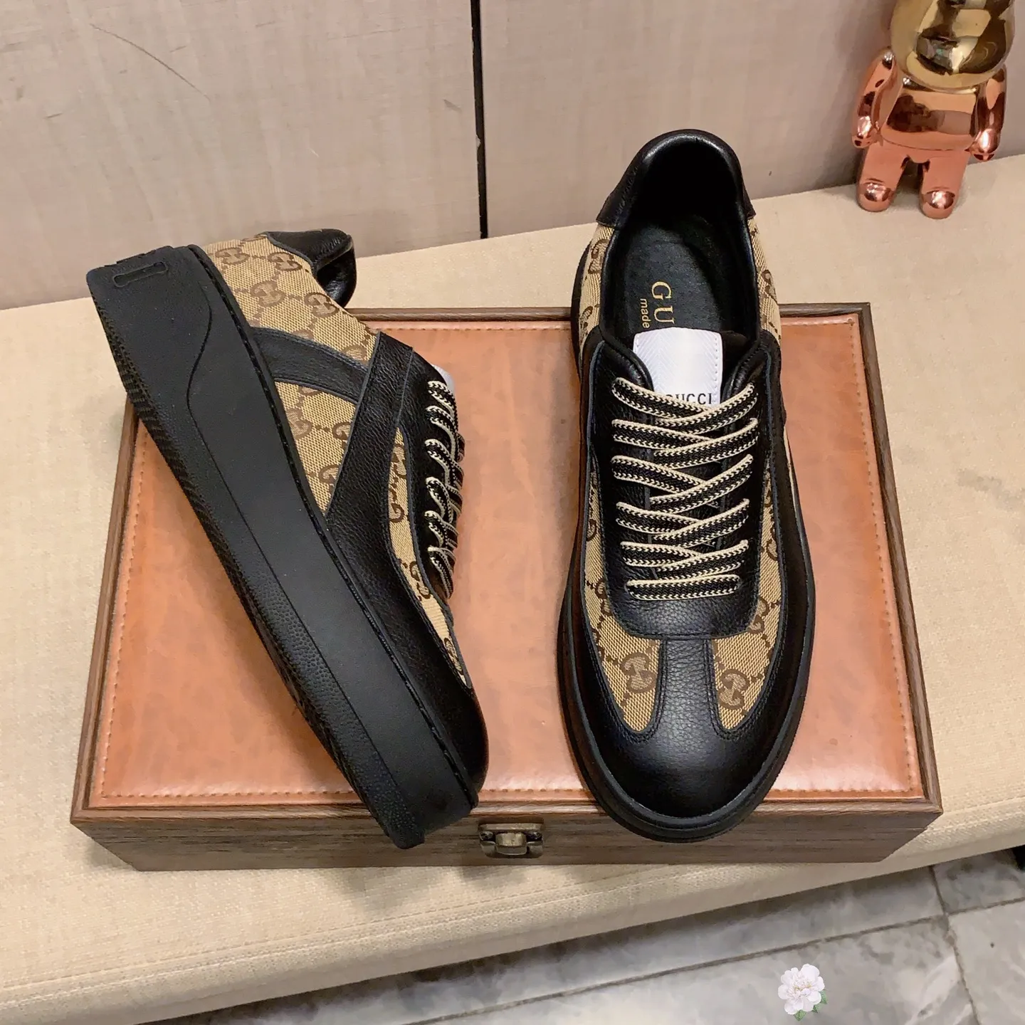 Men's men's shoes💰420💰💰🎩🎩[Lightning][Lightning] "GUCCI*" The latest and most popular casual sports shoes, top brand [seduce] luxury ~ purchasing agent, top quality ~. [Strong] The upper is made of imported breathable cowhide with material ➕ breathable sheepskin feet (•) and fine workmanship. The original stylish and stylish soft rubber wear-resistant and non-slip outsole is light and comfortable on the feet. The real thing looks better when photographed in person. 012: code: 38-44, can be customized to 45, 3️⃣ colors are available